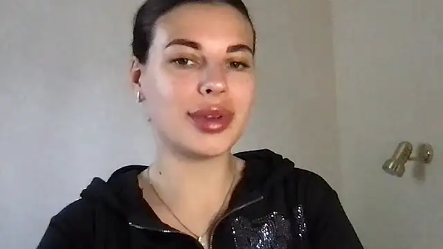 MoonriseGoddess online show from April 2026 09:52:01 AM