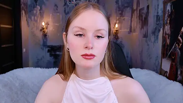 VivienLeeigh online show from November 2025 01:25:02 PM