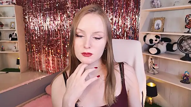 VivienLeeigh online show from March 2026 08:19:01 AM