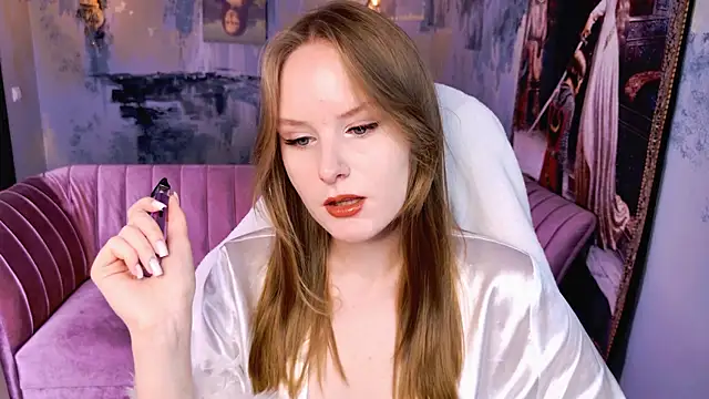 Snapshot of VivienLeeigh chatting on May 2026 05:24:01 AM VivienLeeigh online show from May 2026 05:24:01 AM