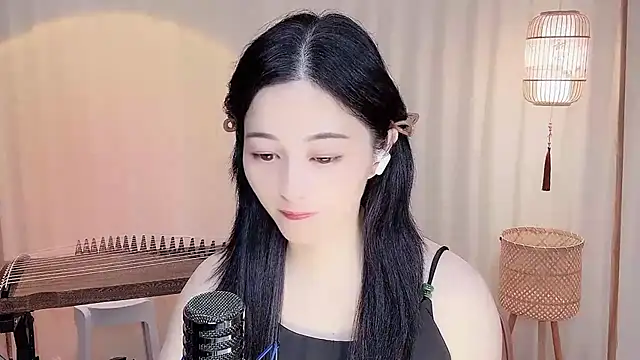 Snapshot of Tian-xin-999 chatting on June 2026 04:23:01 PM Tian-xin-999 online show from June 2026 04:23:01 PM