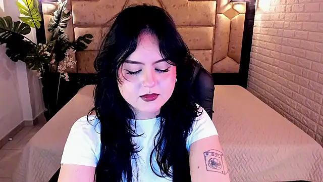 crimson tati  online show from June 2026 06:29:02 AM
