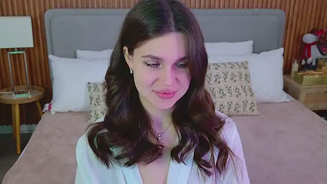 Snapshot of RihannaRose chatting on November 2025 05:16:01 PM RihannaRose online show from November 2025 05:16:01 PM