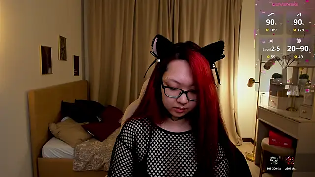 Marine Vact online show from April 2026 02:06:02 PM