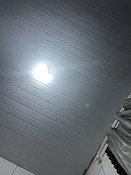 luara1988 online show from September 2025 12:45:02 AM