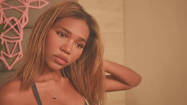 Lily Miiller online show from January 2026 08:01:02 PM