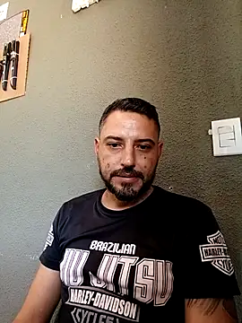 P4uzud4O online show from April 2026 02:31:01 PM