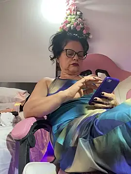 Sharongirl07 online show from February 2026 12:25:01 PM