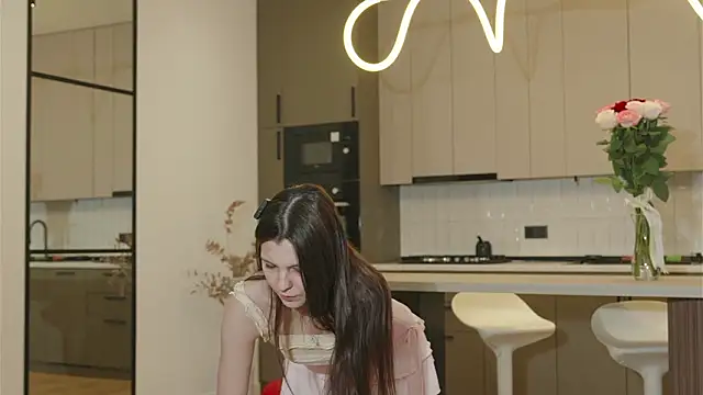 whisper of love online show from February 2026 02:19:01 AM