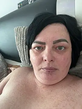 Amandamuller1982 online show from February 2025 01:44:01 PM