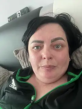 Amandamuller1982 online show from February 2025 02:11:02 PM