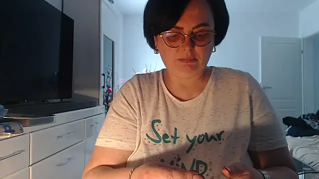 Amandamuller1982 online show from April 2026 09:15:01 AM