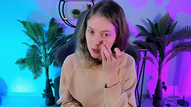 Sharon Evansi online show from December 2024 08:47:01 AM