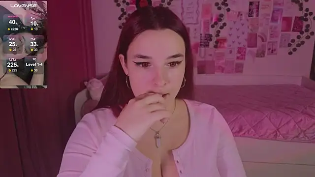 CookyDaisy online show from November 2025 05:26:01 PM