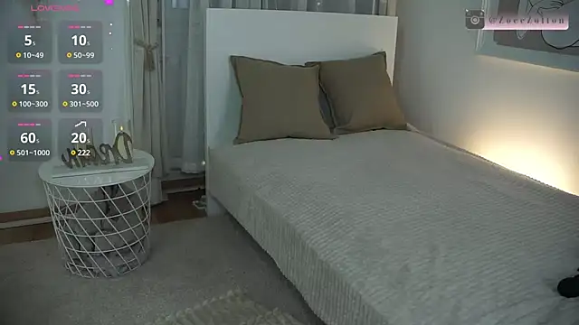 ZoeeZolton online show from January 2025 08:49:02 PM