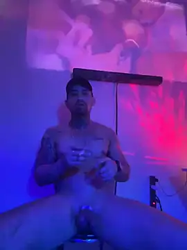 Alexandrei online show from February 2026 06:46:01 PM