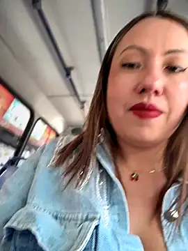 VIOLETA-25  online show from November 2025 03:01:02 PM