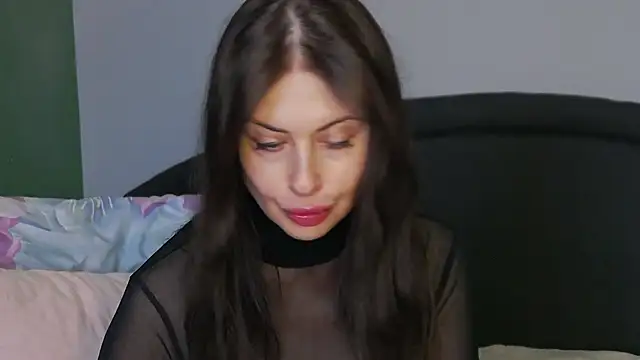 Snapshot of Mia_Lovi chatting on March 2025 09:29:02 AM Mia Lovi online show from March 2025 09:29:02 AM