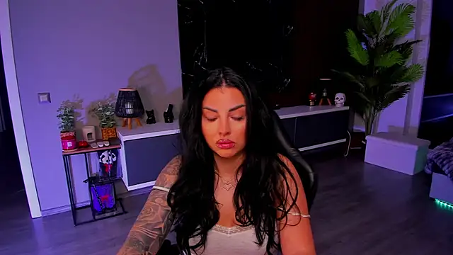 anemarieejolie online show from April 2026 05:28:01 PM