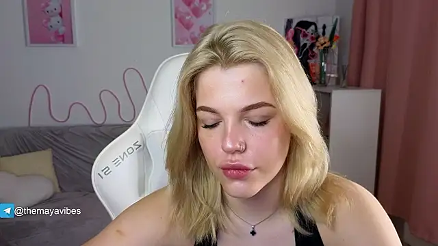 Maya Rave online show from February 2026 03:37:02 AM