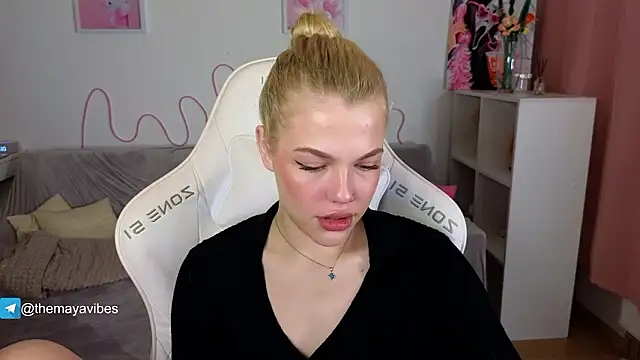 Maya Rave online show from March 2026 03:36:01 AM