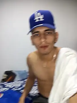 Y4NcA online show from October 2025 11:04:02 PM