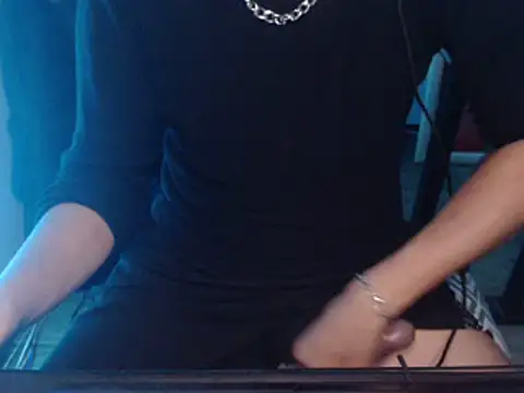 anjonoturno1 online show from March 2025 07:46:01 PM