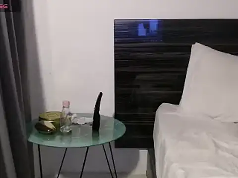 Snapshot of FaustoCock chatting on February 2025 12:04:02 AM FaustoCock online show from February 2025 12:04:02 AM