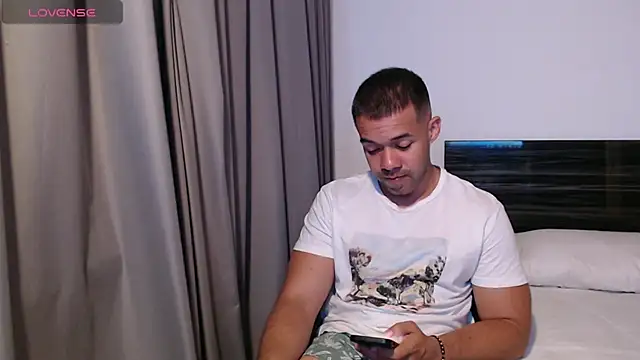 Snapshot of FaustoCock chatting on March 2025 12:58:02 AM FaustoCock online show from March 2025 12:58:02 AM