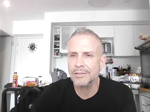 Diegoperrote682661 online show from December 2025 03:50:01 PM