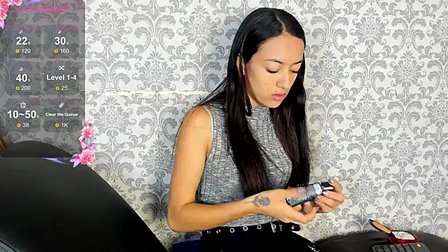 Mia scarlet69 online show from February 2025 12:16:01 PM