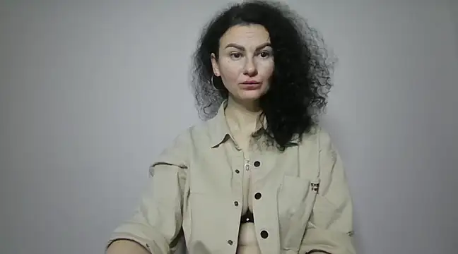 Snapshot of MiraLove362 chatting on January 2025 01:58:01 PM MiraLove362 online show from January 2025 01:58:01 PM