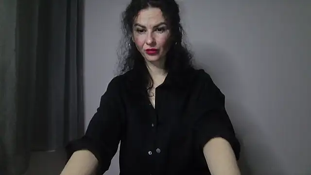 Snapshot of MiraLove362 chatting on February 2025 08:41:02 PM MiraLove362 online show from February 2025 08:41:02 PM