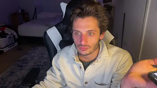 Snapshot of Dylansd chatting on December 2024 08:24:01 AM Dylansd online show from December 2024 08:24:01 AM