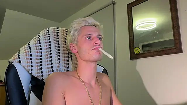 Snapshot of Dylansd chatting on January 2025 08:57:02 AM Dylansd online show from January 2025 08:57:02 AM