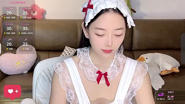 Yilin1999 online show from February 2025 02:10:02 PM