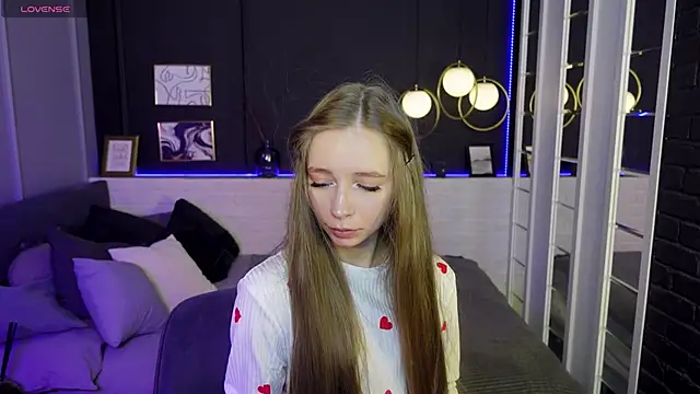 Snapshot of OliviaGentle chatting on February 2025 01:33:01 AM OliviaGentle online show from February 2025 01:33:01 AM