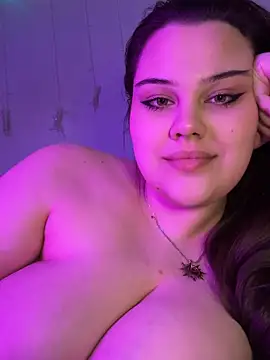 Snapshot of 31MoonLight13 chatting on February 2025 10:17:02 PM 31MoonLight13 online show from February 2025 10:17:02 PM