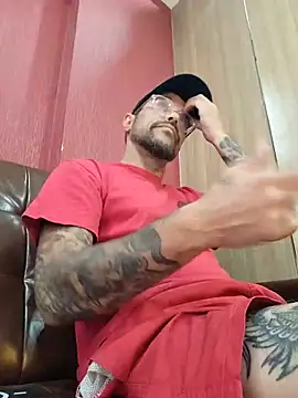 Snapshot of mileflav0r chatting on December 2024 10:21:01 AM mileflav0r online show from December 2024 10:21:01 AM