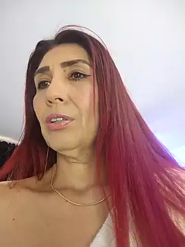 Snapshot of Perla_Franco chatting on February 2025 10:37:02 PM Perla Franco online show from February 2025 10:37:02 PM
