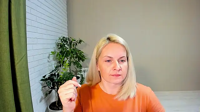 Alicee Gracee online show from January 2025 07:07:02 PM