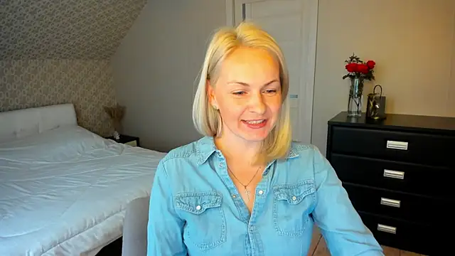 Alicee Gracee online show from November 2025 08:53:02 AM