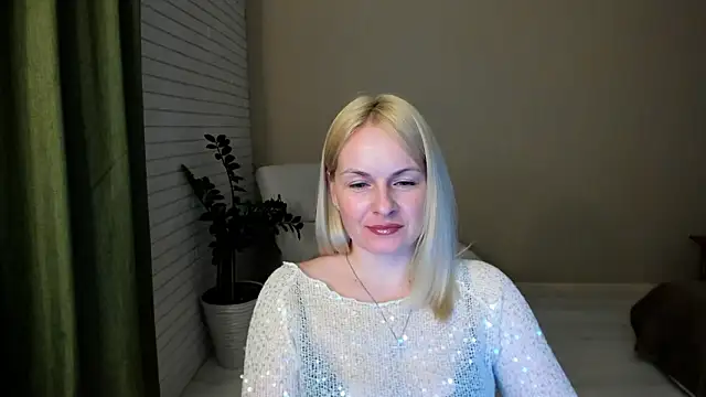 Alicee Gracee online show from February 2026 08:34:01 PM