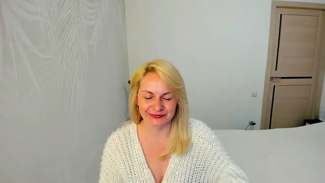 Alicee Gracee online show from April 2026 08:07:02 PM