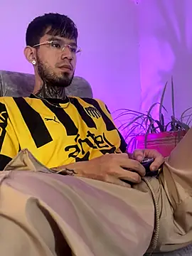 Anthony-Martin online show from November 2025 10:53:02 PM