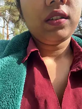 Snapshot of ScarletAss chatting on September 2025 11:12:01 AM ScarletAss online show from September 2025 11:12:01 AM