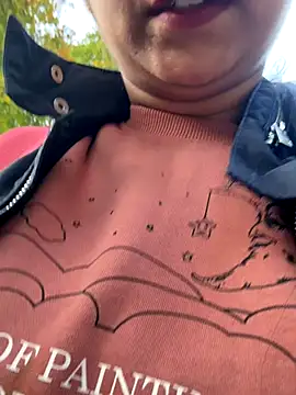 Snapshot of ScarletAss chatting on September 2025 06:17:02 AM ScarletAss online show from September 2025 06:17:02 AM