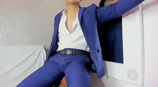 Snapshot of Lucii_fer_ chatting on February 2025 05:50:02 PM Lucii fer online show from February 2025 05:50:02 PM