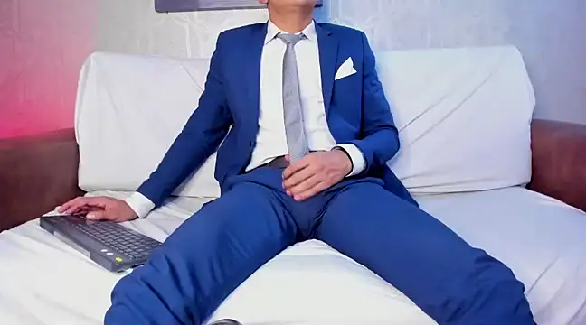 Snapshot of Lucii_fer_ chatting on March 2025 05:22:01 PM Lucii fer online show from March 2025 05:22:01 PM