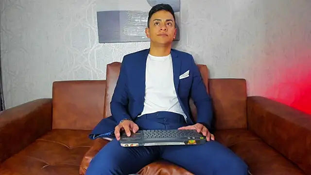 Snapshot of Lucii_fer_ chatting on September 2025 11:54:01 AM Lucii fer online show from September 2025 11:54:01 AM